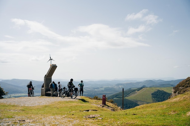 Znak przełęczy Lepoeder na drodze francuskiej Camino Frances Pyrenees Hiszpania maj 2023