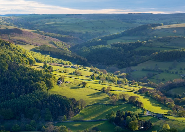 Zwykły wiejski krajobraz Anglii w Yorkshire