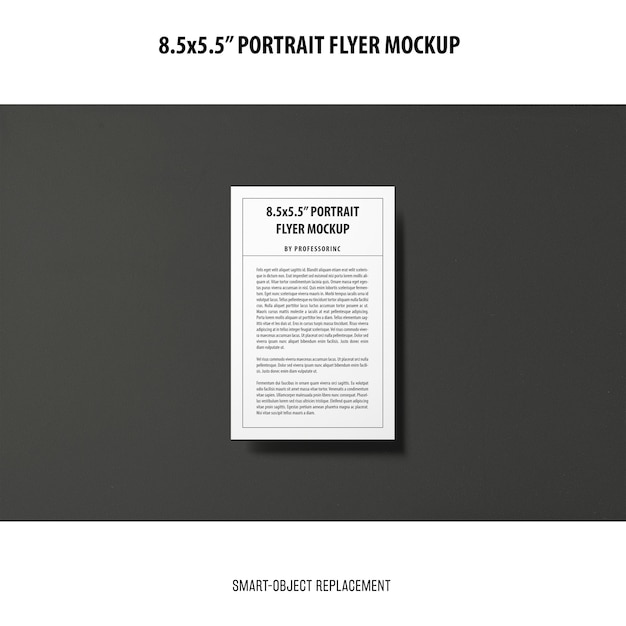 Gratis PSD 5.5x8.5 '' portret flyer mockup