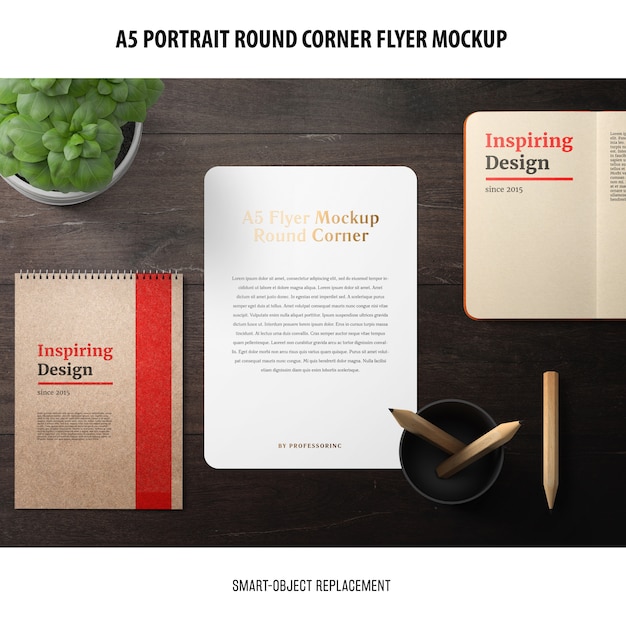 Gratis PSD a5 ronde hoek flyer mockup