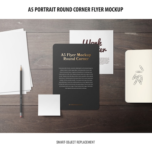 Gratis PSD a5 ronde hoek flyer mockup