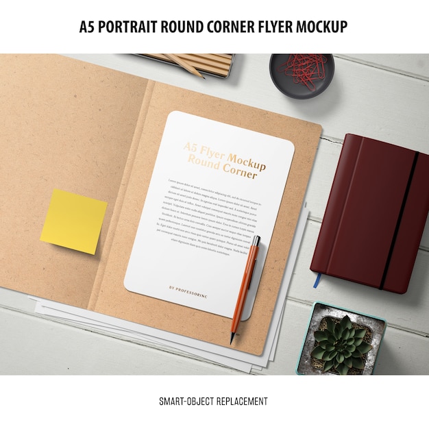 Gratis PSD a5 ronde hoek flyer mockup