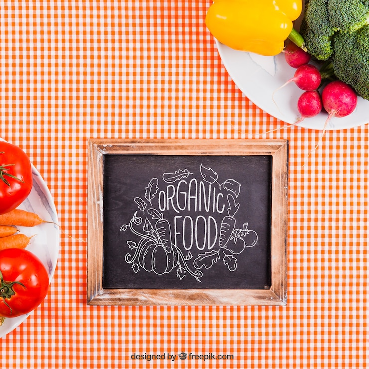 PSD gratuito alimenti sani sul piatto mockup