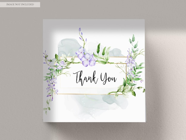 Gratis PSD aquarel paarse en violette lila bloemen uitnodigingskaart