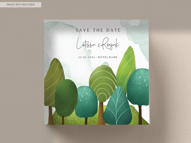 bellissimo paesaggio verde disegnato a mano e modello di biglietto d'invito albero