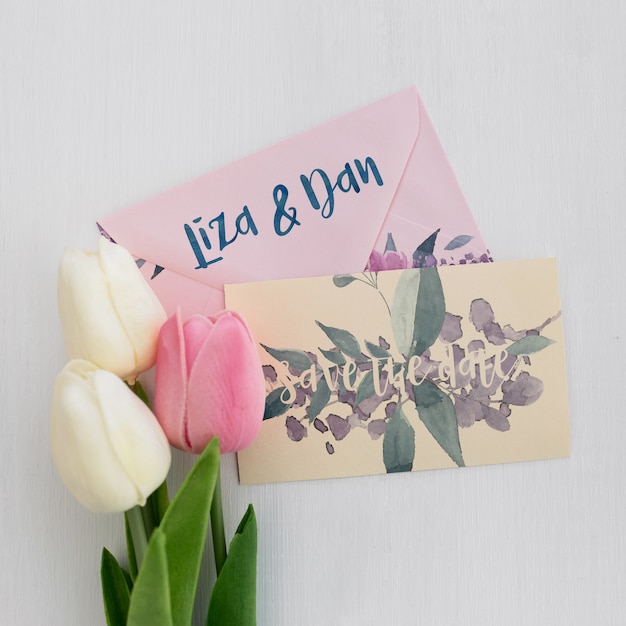 Gratis PSD bloemen bruiloft uitnodiging mockup aquarel