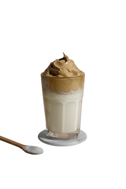 Bodegón de café helado aislado