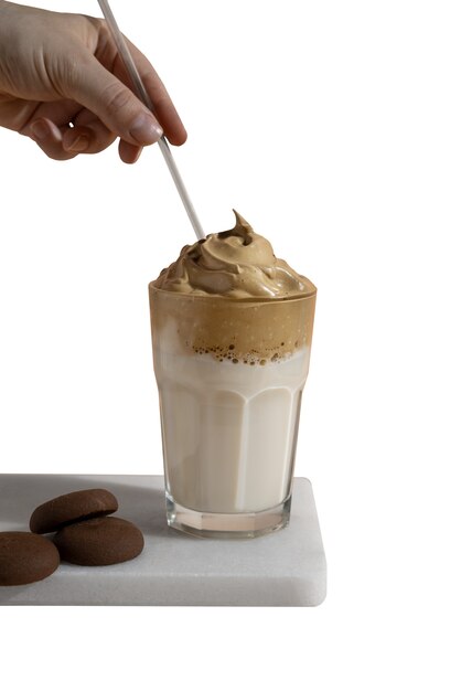 Bodegón de café helado aislado