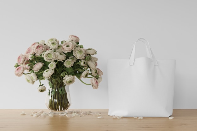Bolso blanco y flores en jarrón