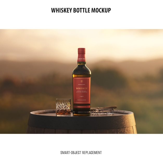 Bottiglia di whisky Mockup