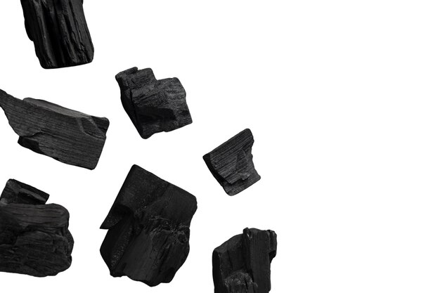 Carbón negro en varias formas.