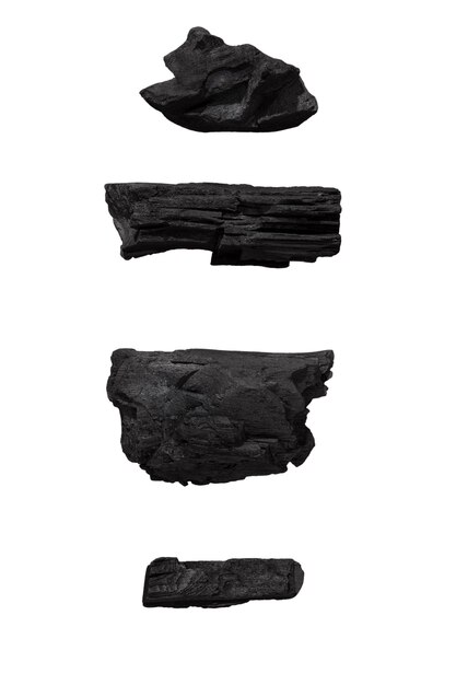 Carbón negro en varias formas.