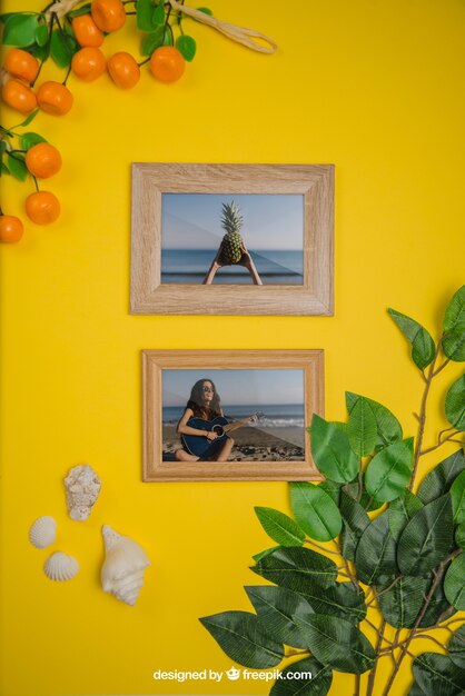 Concepto de verano con marcos y naranjas
