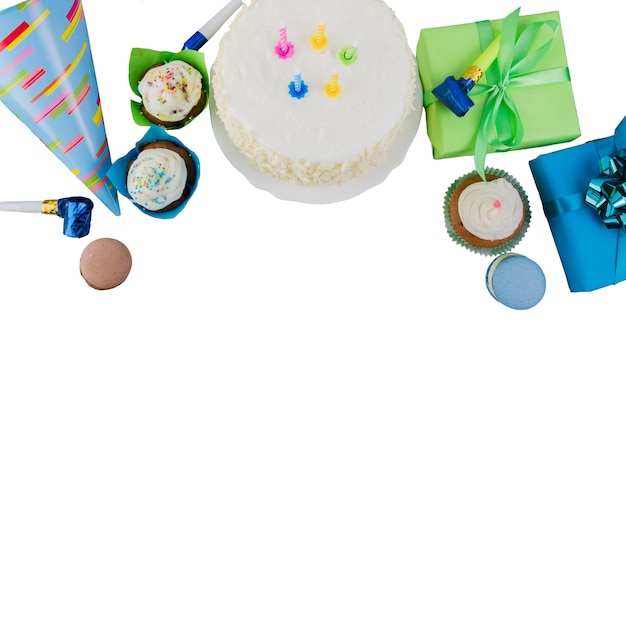 Decoración de cumpleaños aislada