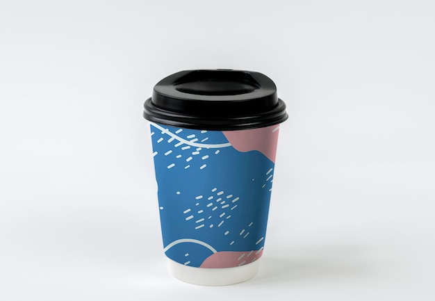 Diseño colorido de la maqueta de la taza de café para llevar