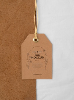 Diseño de maqueta de etiqueta de artesanía de papel