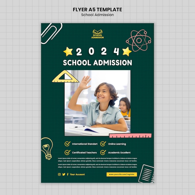 PSD gratuito diseño de plantilla de admisión escolar.