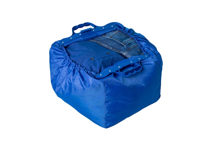 PSD gratuito equipaje preparado para viajar.