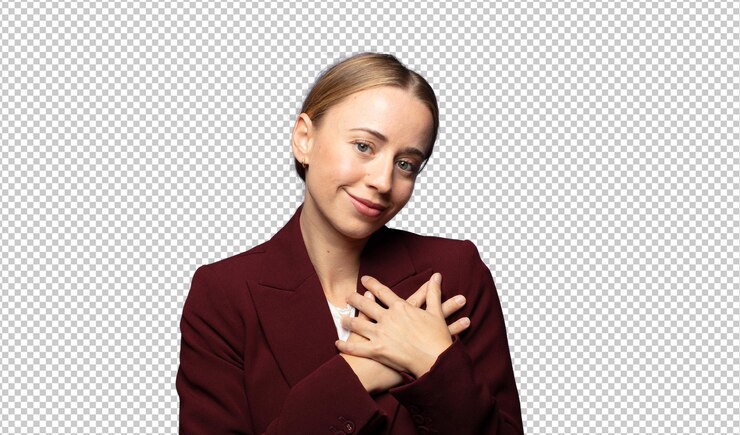 PSD Gratis feeling romantic happy and in love smiling cheerfully and holding hands close to heart