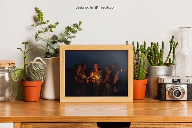 Frame mockup met veel planten