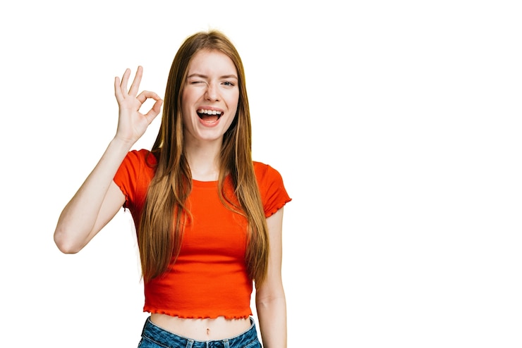 PSD gratuito gesturing espressivo della donna