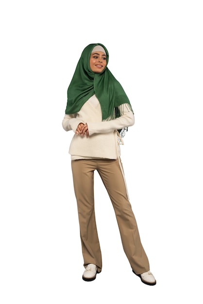 Giovane donna con l'hijab isolata