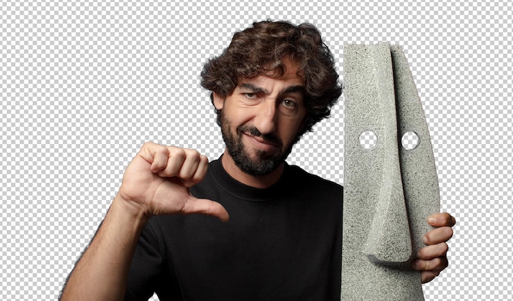 PSD gratuito giovane uomo pazzo barbuto con una maschera africana