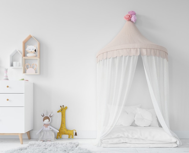 Habitación infantil con cama de princesa y juguetes.
