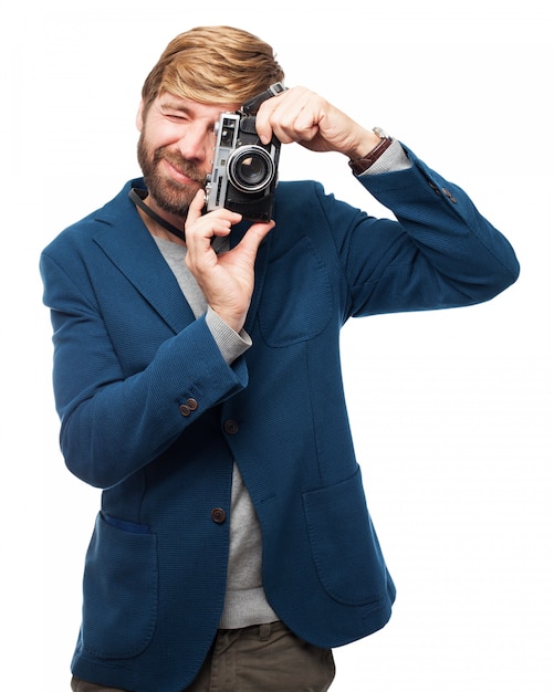 Hombre tomando una foto