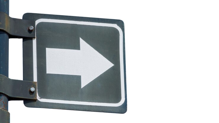 PSD Gratis isolated arrow pointing direction