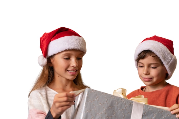 Gratis PSD kinderen die cadeautjes openen met kerstmis