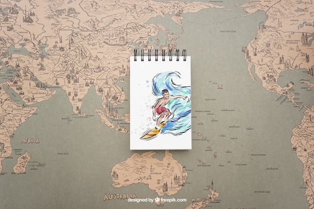 Libreta de notas sobre map del mundo