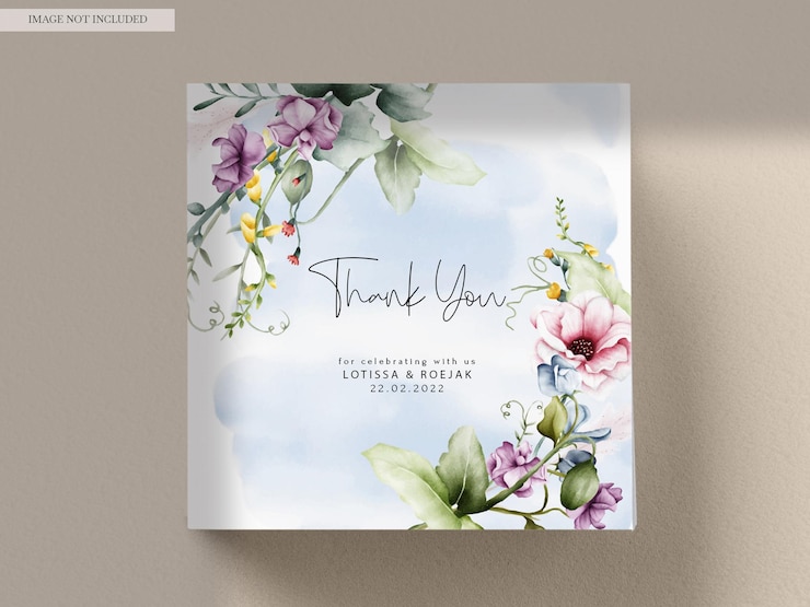 Gratis PSD luxe uitnodigingssjabloon met bloemenwaterverf