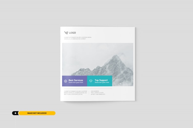 Download Mockup de folleto cuadrado en superficie de madera | Archivo PSD Gratis