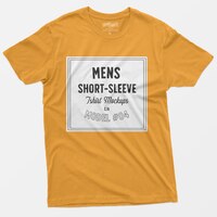 PSD gratuito maquetas de camiseta de manga corta para hombre 04