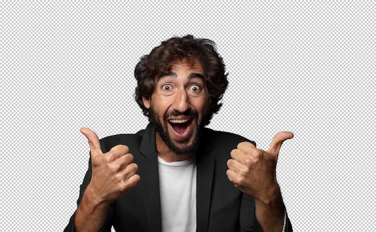 Gratis PSD met een vrolijke glimlach en een gelukkig uiterlijk, zorgeloos en positief met beide duimen omhoog