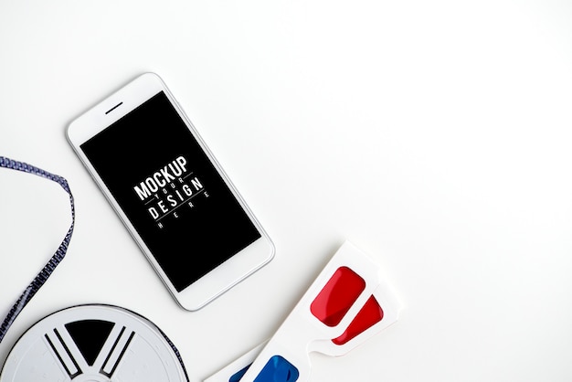 Mockup di un telefono cellulare con bobina e occhiali 3d