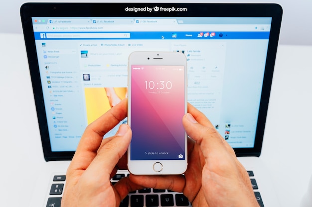 Mockup de smartphone y portátil