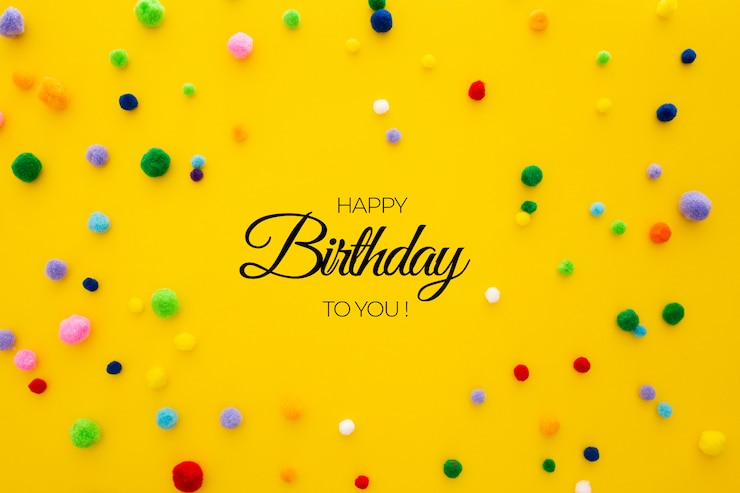 PSD gratuito modello di compleanno su sfondo giallo