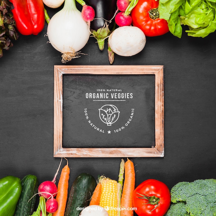 PSD gratuito modelo de verduras con pizarra