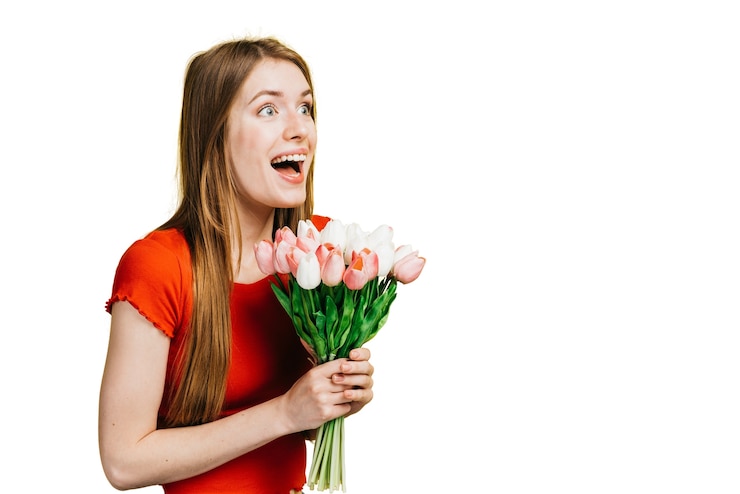 PSD gratuito mujer expresiva gesticulando