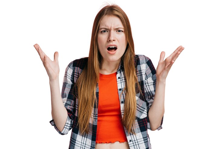 PSD gratuito mujer expresiva gesticulando