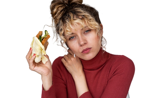 mujer joven, llevando, moño desordenado, peinado