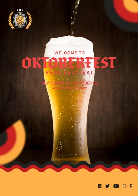 Oktoberfest bicchiere di birra con schiuma