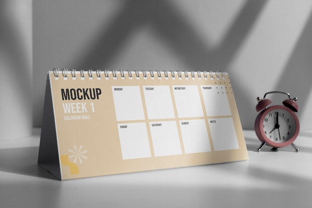 Opstelling van mock-up tafelkalender binnenshuis