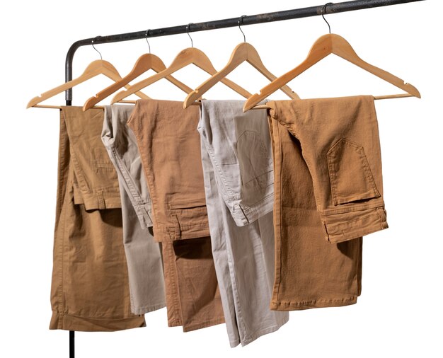 Pantalones de moda aislados
