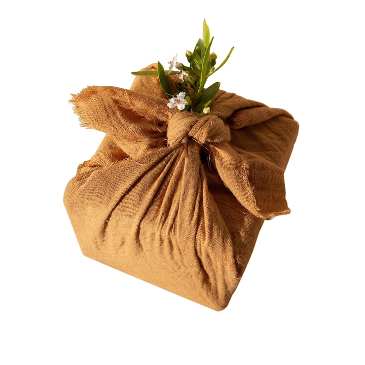 PSD gratuito el paquete de furoshiki es una naturaleza muerta.