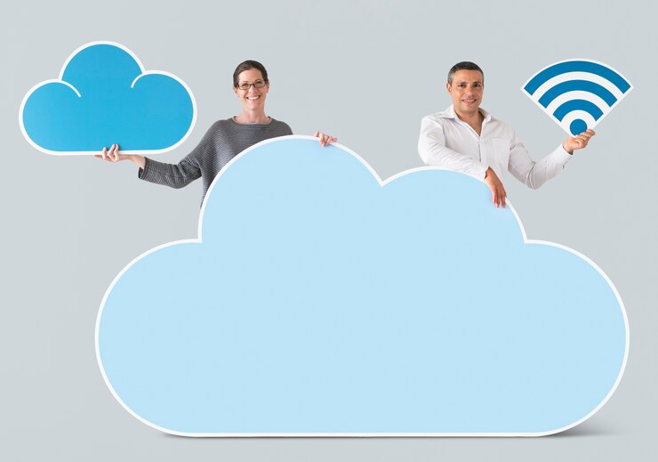PSD Gratis people holding cloud and technology icons