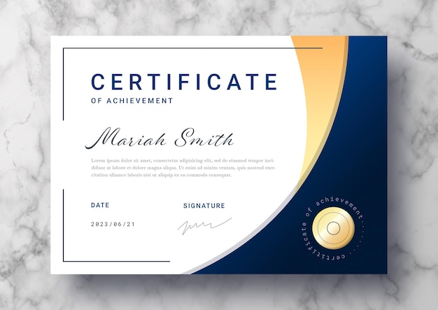Plantilla de certificado elegante con detalles dorados