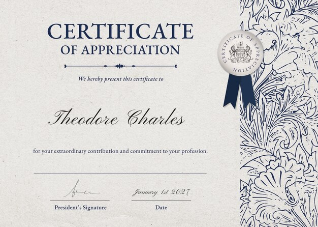 Plantilla de certificado floral vintage psd en estilo elegante